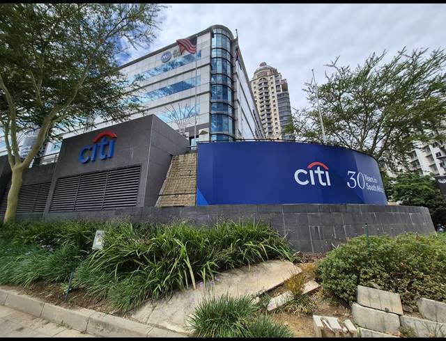 192M² OFFICE TO LET IN SANDTON CENTRAL